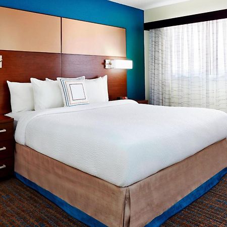 Residence Inn Houston By The Galleria Экстерьер фото