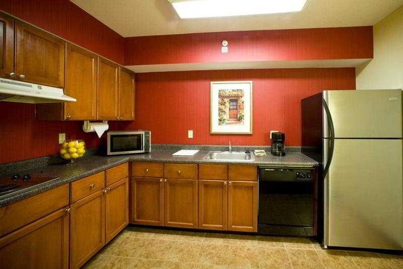Residence Inn Houston By The Galleria Номер фото