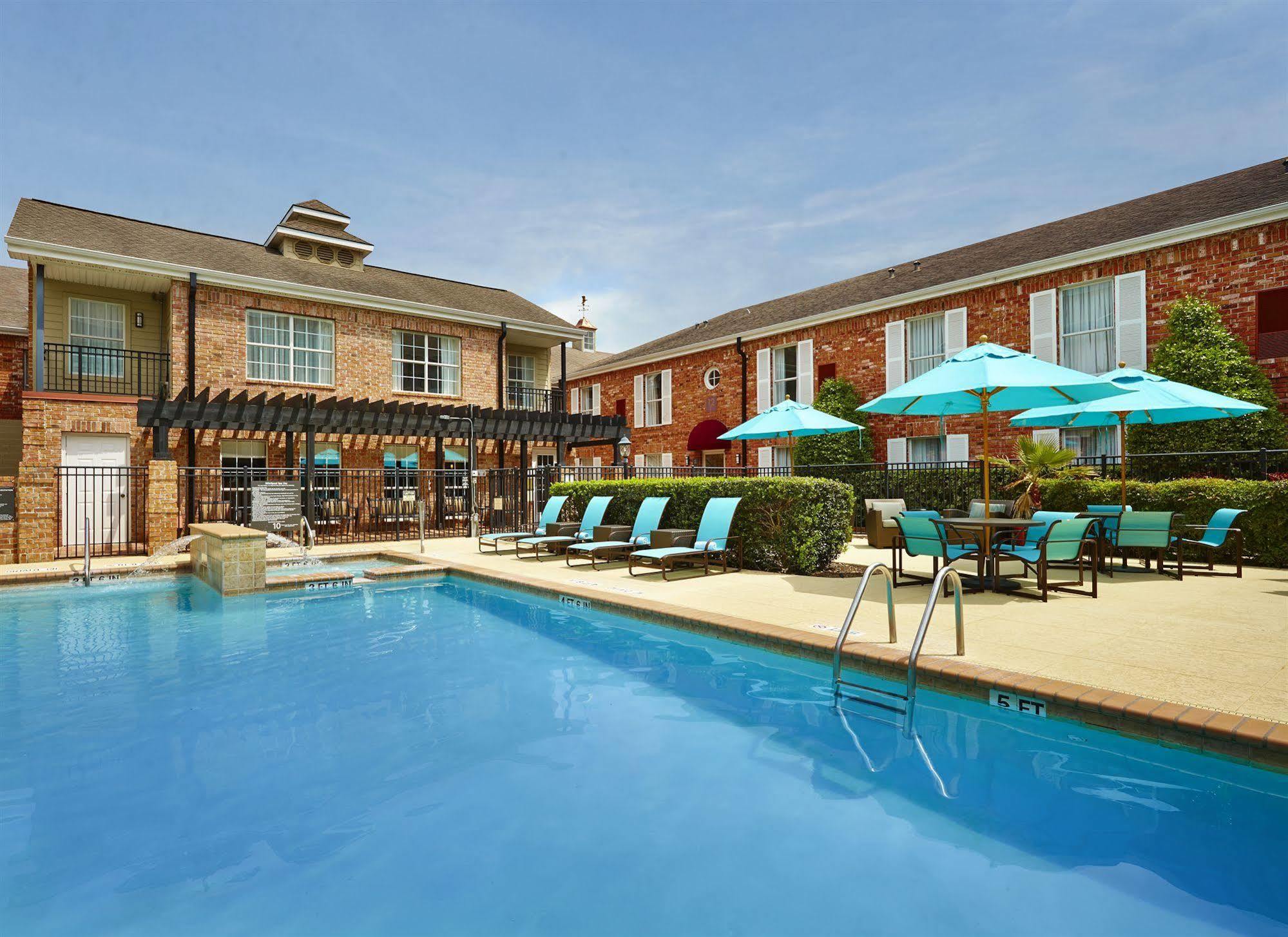 Residence Inn Houston By The Galleria Экстерьер фото