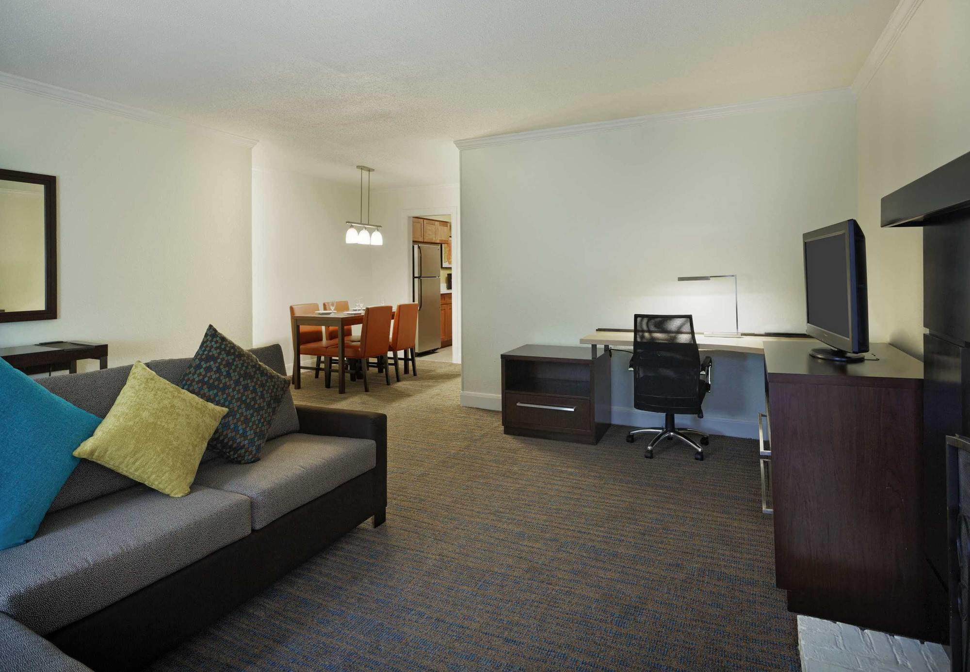 Residence Inn Houston By The Galleria Экстерьер фото